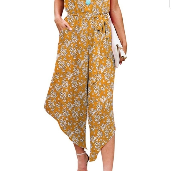 V-Neck Wide Leg Long Jumpsuit with Belt - Picture 4 of 6